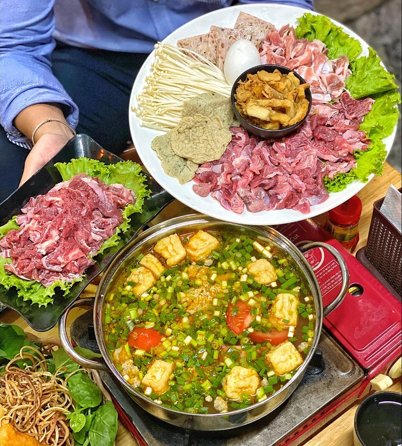 Lẩu riêu cua bắp bò mang về